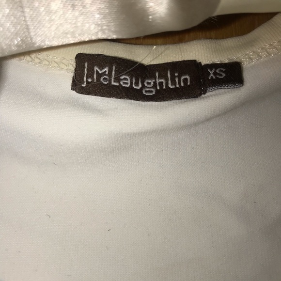 J. McLaughlin Crewneck top - Picture 2 of 5